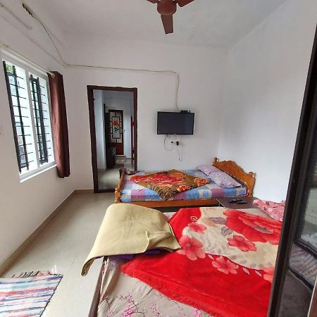 Greenpepperhomestay Munnar Anaviratty ภายนอก รูปภาพ