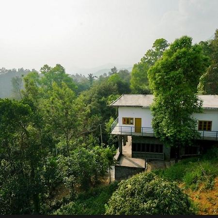 Greenpepperhomestay Munnar Anaviratty ภายนอก รูปภาพ
