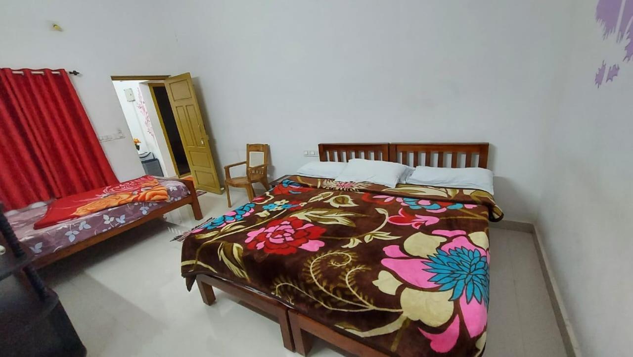 Greenpepperhomestay Munnar Anaviratty ภายนอก รูปภาพ