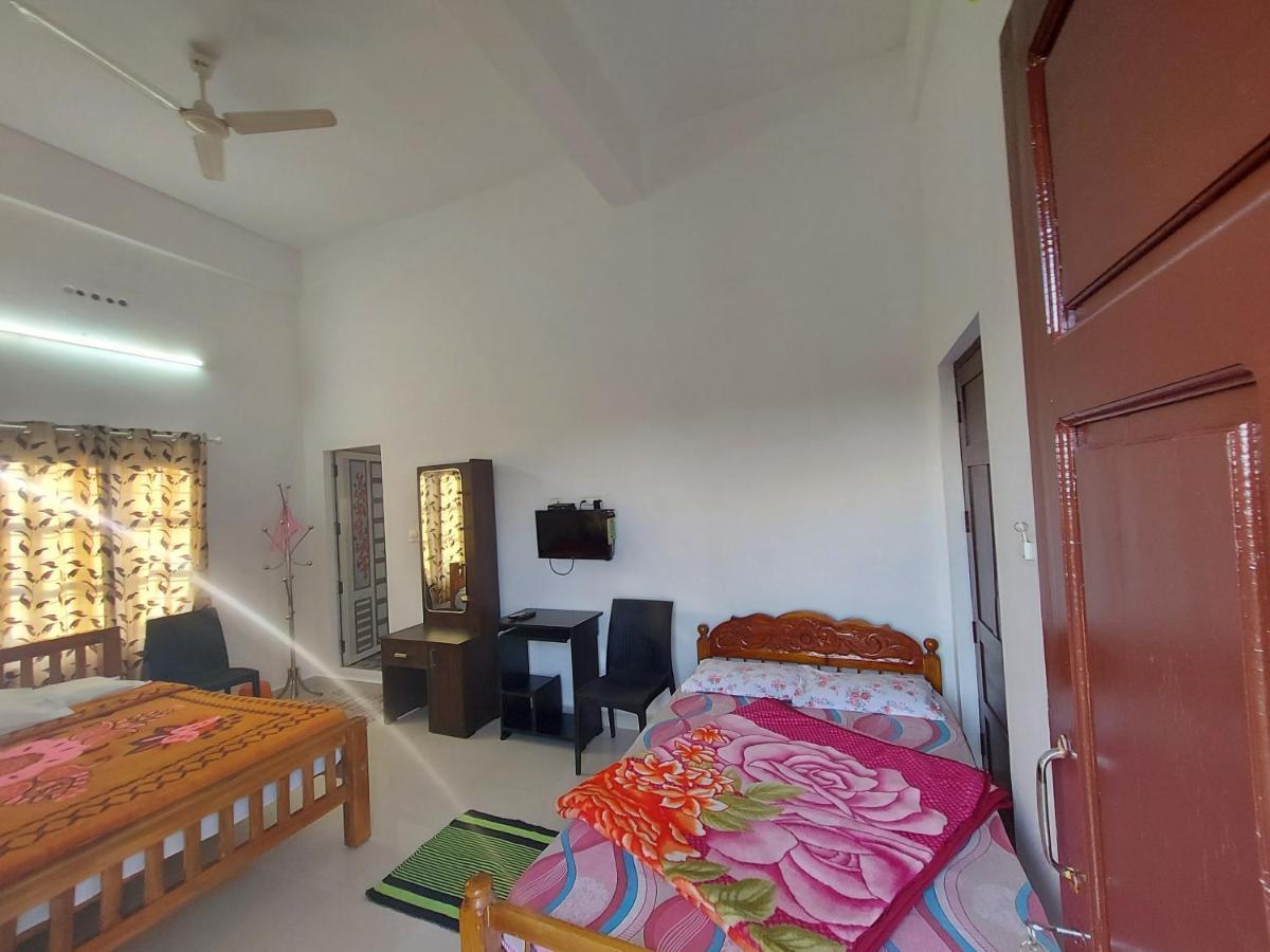 Greenpepperhomestay Munnar Anaviratty ภายนอก รูปภาพ