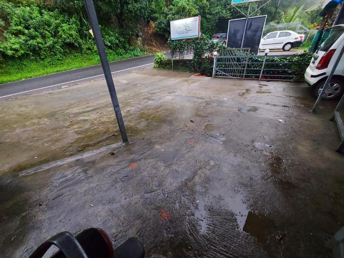 Greenpepperhomestay Munnar Anaviratty ภายนอก รูปภาพ