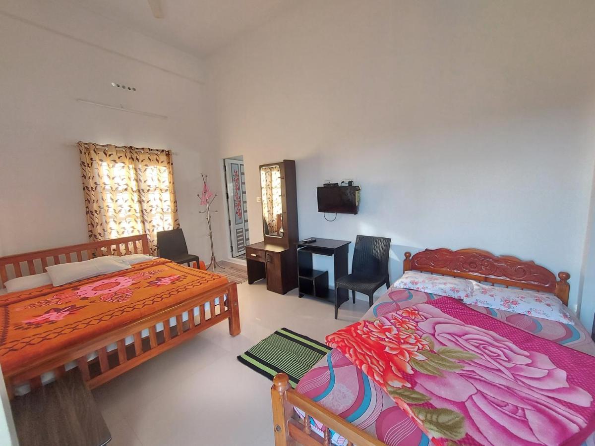 Greenpepperhomestay Munnar Anaviratty ภายนอก รูปภาพ