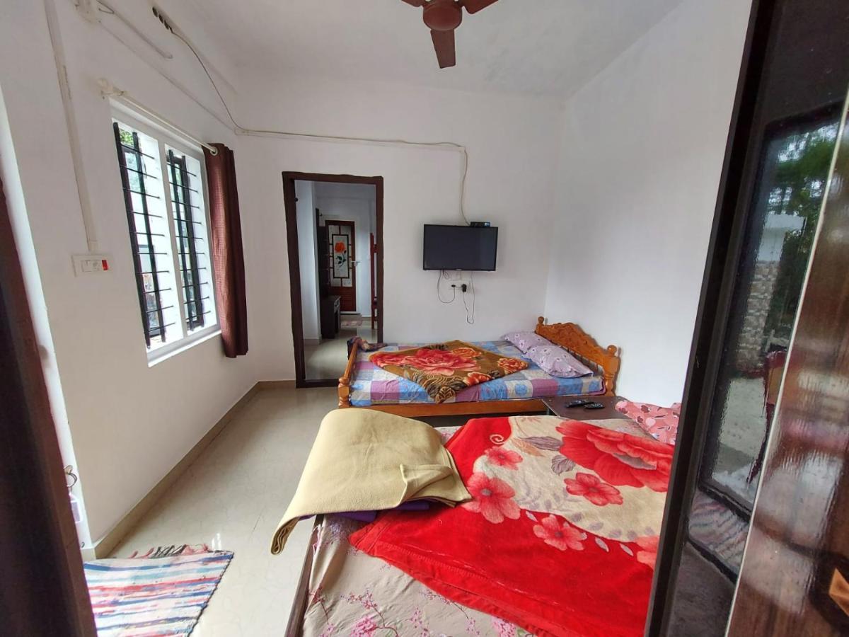 Greenpepperhomestay Munnar Anaviratty ภายนอก รูปภาพ