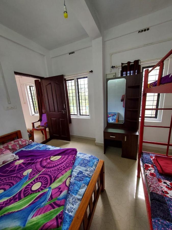 Greenpepperhomestay Munnar Anaviratty ภายนอก รูปภาพ