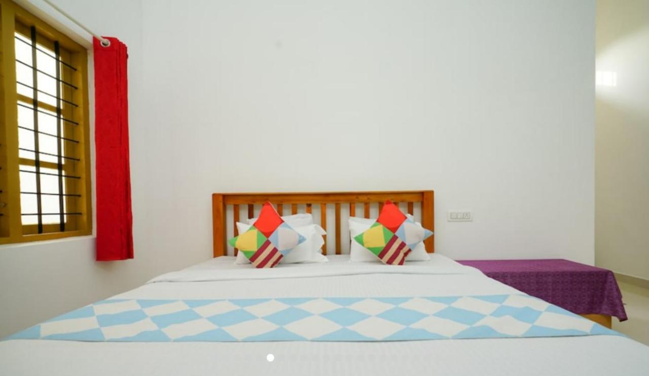 Greenpepperhomestay Munnar Anaviratty ภายนอก รูปภาพ