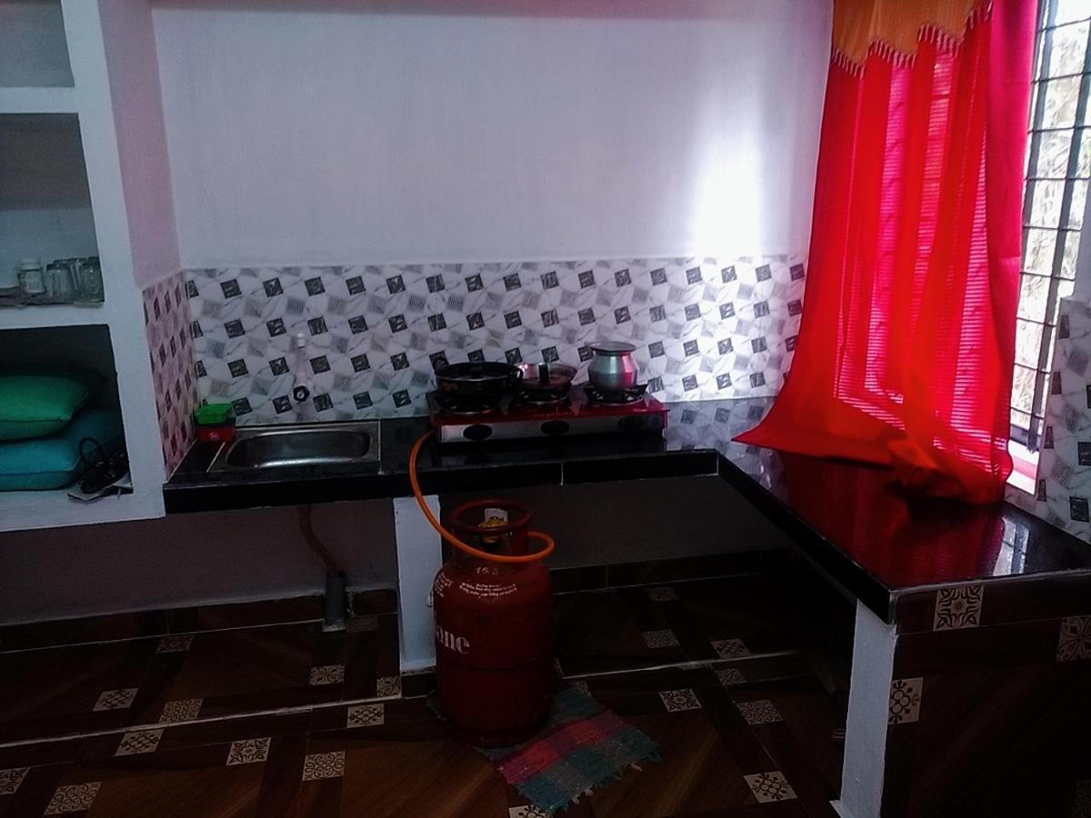 Greenpepperhomestay Munnar Anaviratty ภายนอก รูปภาพ