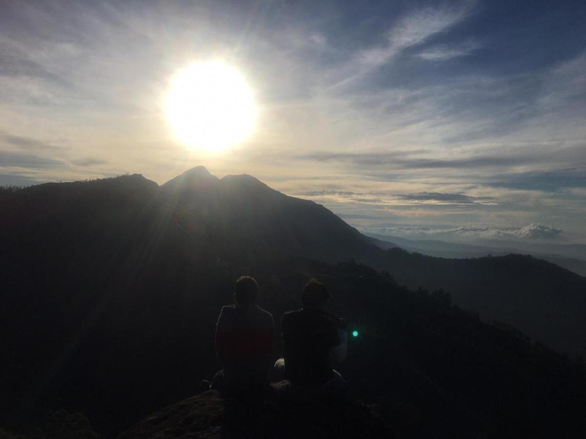 Greenpepperhomestay Munnar Anaviratty ภายนอก รูปภาพ