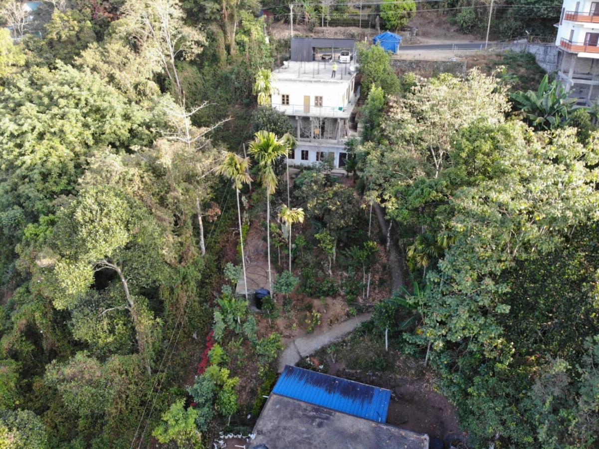 Greenpepperhomestay Munnar Anaviratty ภายนอก รูปภาพ