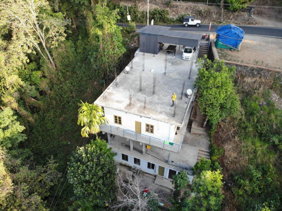 Greenpepperhomestay Munnar Anaviratty ภายนอก รูปภาพ