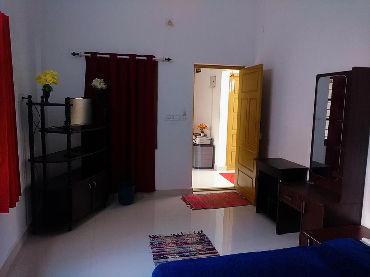 Greenpepperhomestay Munnar Anaviratty ภายนอก รูปภาพ